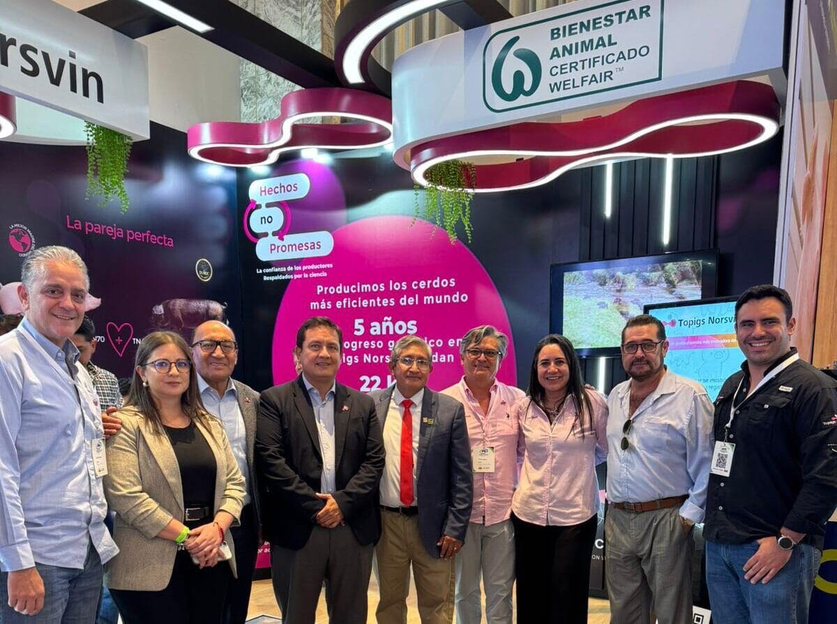 Agroindustrias González y Topigs Norsvin Ec en Porciecuador 2025